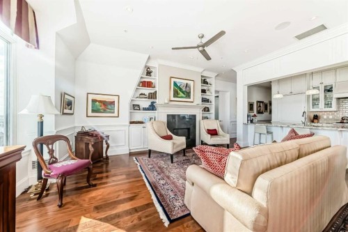 504-211 Quarry Way Se, Calgary, AB - Indoor Photo Showing Living Room