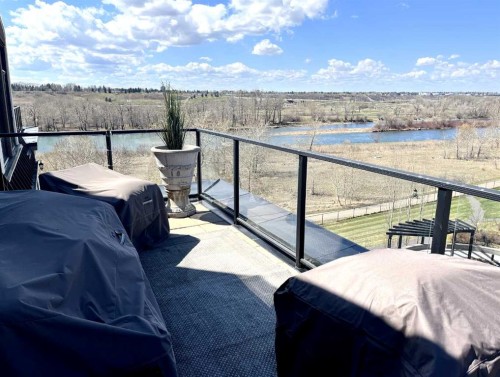 504-211 Quarry Way Se, Calgary, AB - Outdoor With View