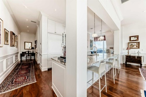 504-211 Quarry Way Se, Calgary, AB - Indoor