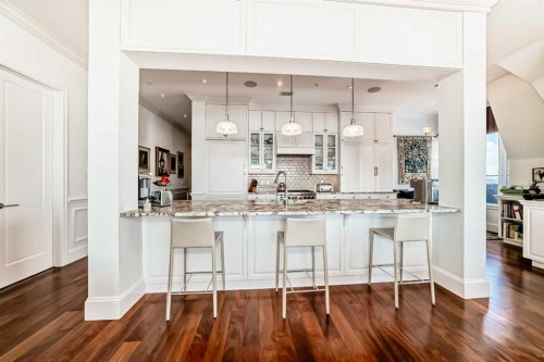 504-211 Quarry Way Se, Calgary, AB - Indoor Photo Showing Kitchen With Upgraded Kitchen