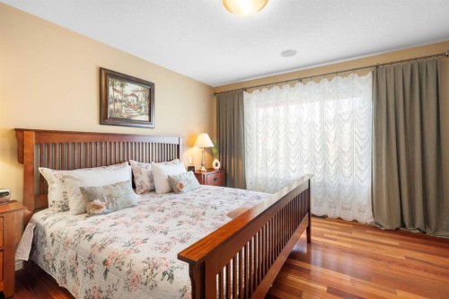 40 Bridleridge Lane Sw, Calgary, AB - Indoor Photo Showing Bedroom