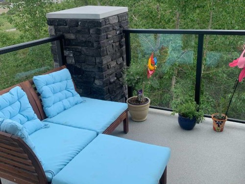 130 Crestridge Common Sw, Calgary, AB - Outdoor