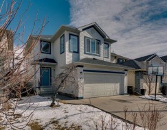 143 Cranfield Circle SE Calgary, AB T3M 1H1