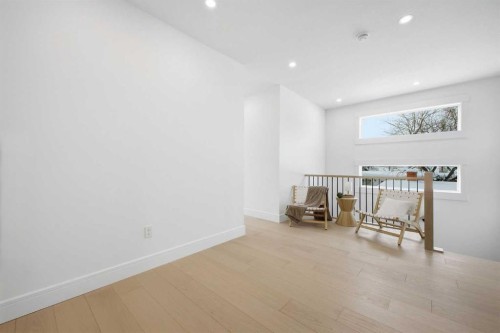 2105 7 Street Ne, Calgary, AB - Indoor Photo Showing Other Room