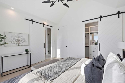 2105 7 Street Ne, Calgary, AB - Indoor Photo Showing Bedroom