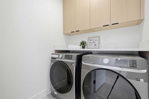 2105 7 Street Ne, Calgary, AB - Indoor Photo Showing Laundry Room
