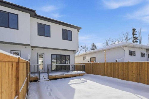 2105 7 Street Ne, Calgary, AB - Outdoor With Exterior