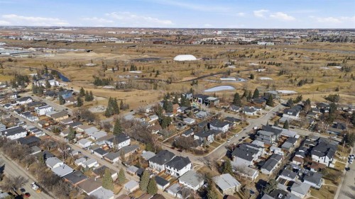 2105 7 Street Ne, Calgary, AB - Outdoor With View