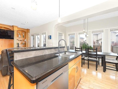 195 Royal Birkdale Crescent Nw, Calgary, AB - Indoor Photo Showing Other Room
