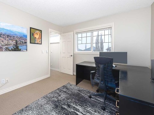 195 Royal Birkdale Crescent Nw, Calgary, AB - Indoor Photo Showing Office