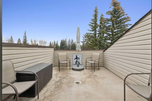 302-2425 90 Avenue Sw, Calgary, AB - Outdoor With Exterior