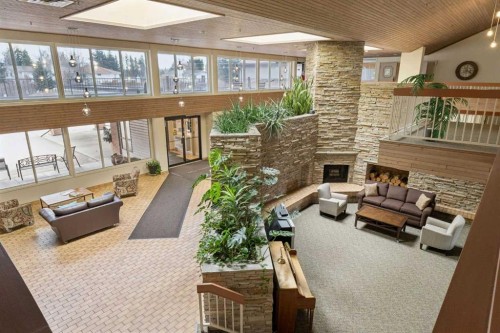 302-2425 90 Avenue Sw, Calgary, AB - Indoor Photo Showing Other Room