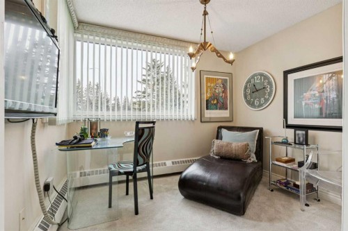 302-2425 90 Avenue Sw, Calgary, AB - Indoor