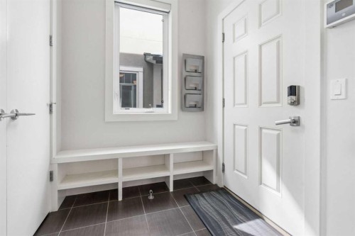 120 Aspen Dale Way Sw, Calgary, AB - Indoor Photo Showing Other Room