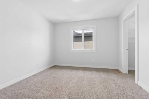 120 Aspen Dale Way Sw, Calgary, AB - Indoor Photo Showing Other Room