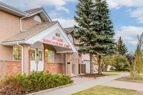 3 Woodglen Crescent Sw, Calgary, AB - Outdoor