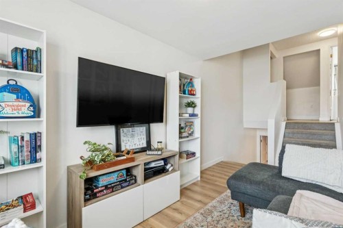 1414 Ranchlands Road Nw, Calgary, AB - Indoor