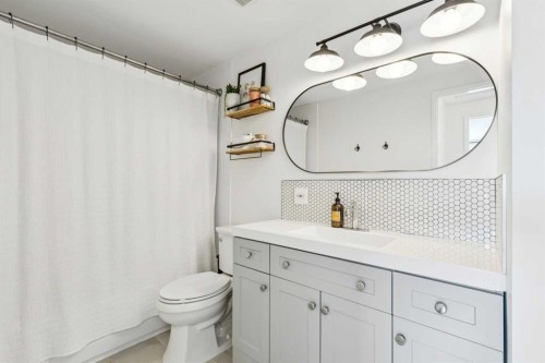 1414 Ranchlands Road Nw, Calgary, AB - Indoor Photo Showing Bathroom
