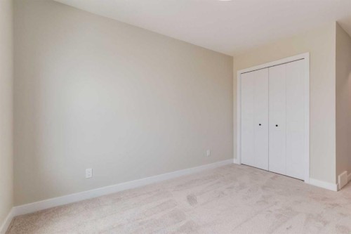 458 River Avenue, Cochrane, AB - Indoor Photo Showing Other Room