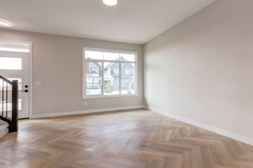 458 River Avenue, Cochrane, AB - Indoor Photo Showing Other Room