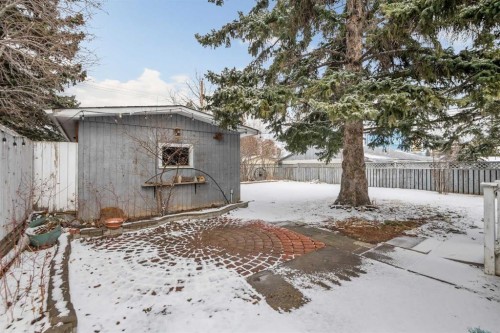 628 Seymour Avenue Sw, Calgary, AB - Outdoor