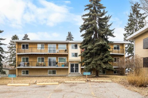 102-3103 Blakiston Drive Nw, Calgary, AB - Outdoor