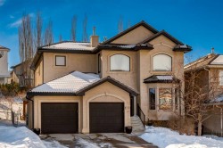 256 Hampstead Way NW Calgary, AB T3A 6G8