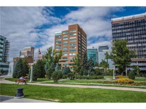 706-340 14 Avenue Sw, Calgary, AB - Outdoor With Facade