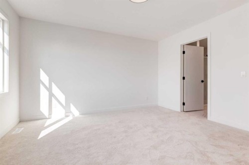 454 River Avenue, Cochrane, AB - Indoor Photo Showing Other Room