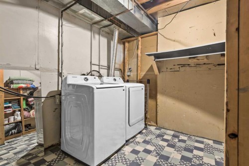 66 Elston Place Se, Airdrie, AB - Indoor Photo Showing Laundry Room