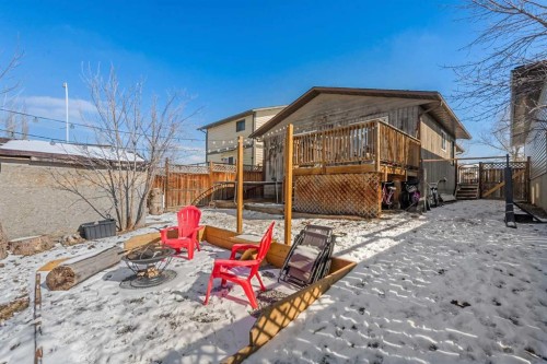 66 Elston Place Se, Airdrie, AB - Outdoor