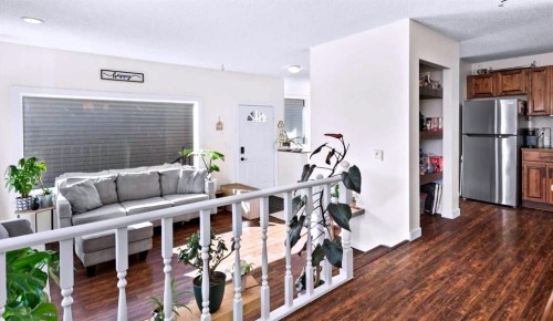 66 Elston Place Se, Airdrie, AB - Indoor