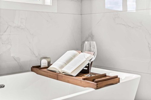 112 South Shore View, Chestermere, AB - Indoor Photo Showing Other Room