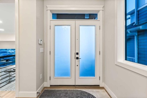 112 South Shore View, Chestermere, AB - Indoor Photo Showing Other Room