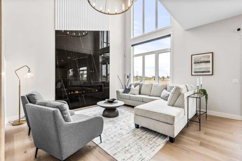 112 South Shore View, Chestermere, AB - Indoor Photo Showing Living Room