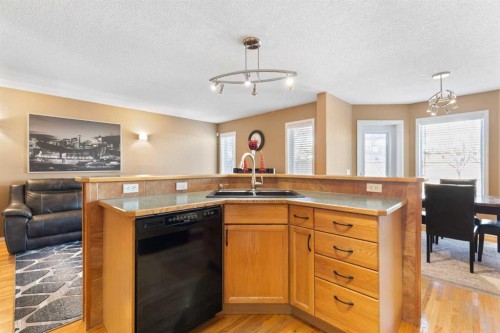 227 Bridlewood Circle Sw, Calgary, AB - Indoor Photo Showing Kitchen