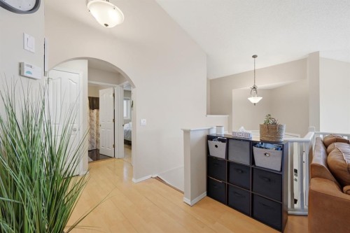 10205 Hidden Valley Drive Nw, Calgary, AB - Indoor