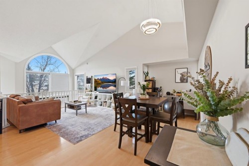 10205 Hidden Valley Drive Nw, Calgary, AB - Indoor