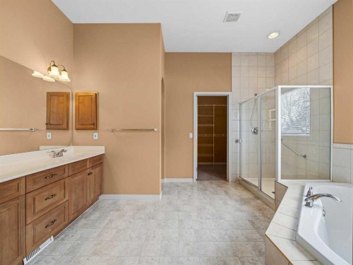 157 Valley Creek Place Nw, Calgary, AB - Indoor Photo Showing Bathroom