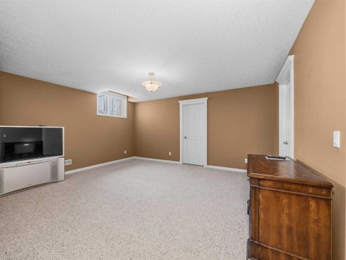 157 Valley Creek Place Nw, Calgary, AB - Indoor