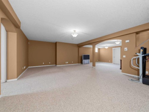 157 Valley Creek Place Nw, Calgary, AB - Indoor