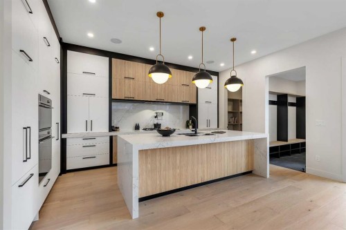 342 Normandy Drive Sw, Calgary, AB - Indoor Photo Showing Kitchen
