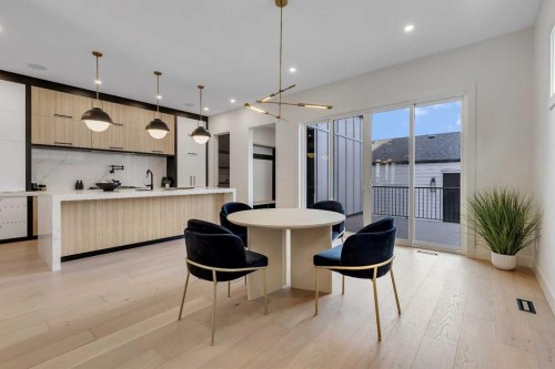 342 Normandy Drive Sw, Calgary, AB - Indoor