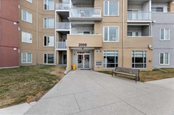 2422-604 East Lake Boulevard NEAirdrie, AB T4A 0G6