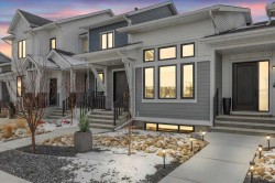 45 Larkspur Bend Okotoks, AB T1S 3K7