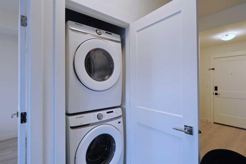 413-20 Sage Hill Walk Nw, Calgary, AB - Indoor Photo Showing Laundry Room