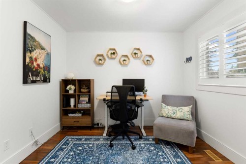 106 Shawnee Place Sw, Calgary, AB - Indoor Photo Showing Office