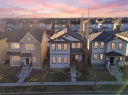 37 Elgin Meadows Manor SE Calgary, AB T2Z 0S2