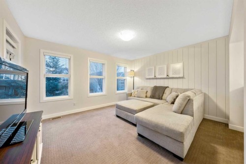 114 Elgin Meadows Way Se, Calgary, AB 