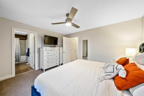 114 Elgin Meadows Way Se, Calgary, AB 